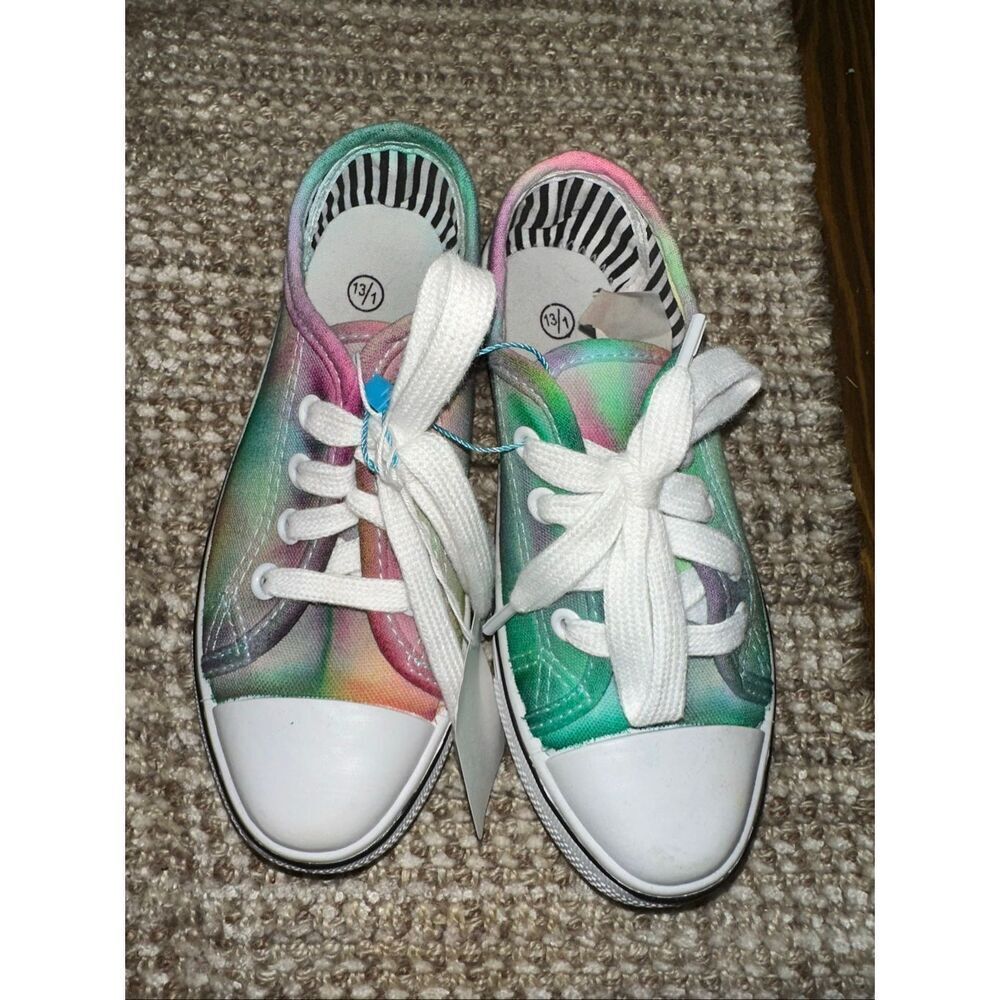 Tie Dye Multicolor Canvas Comfort Casual Shoes girls size 13/1 custom lace tie